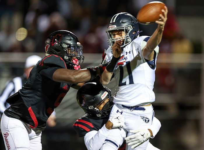 Lee's Summit North Lee's Summit West Missouri football 10-13-23 David Smith 23846